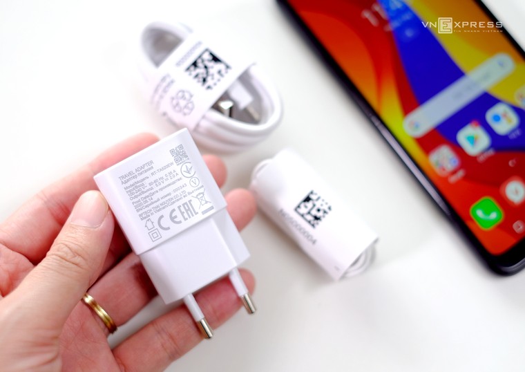 Mở hộp Vsmart Star 4 giá 2,2 triệu đồng ảnh 7