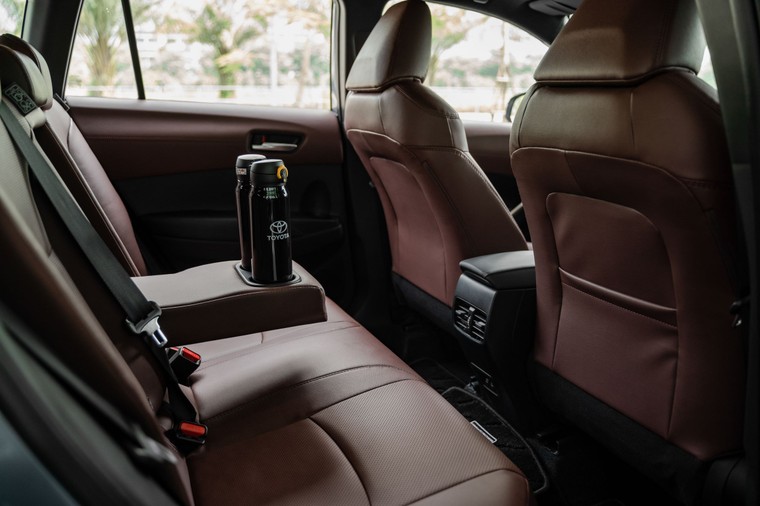 Toyota Corolla Cross ra mắt tại Việt Nam với giá bán hợp lý ảnh 7