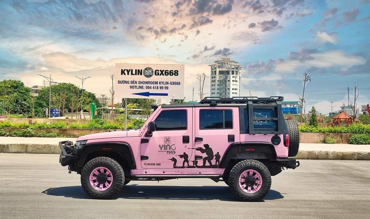 Baic BJ40 phiên bản độ màu hồng đầy mê hoặc ảnh 3