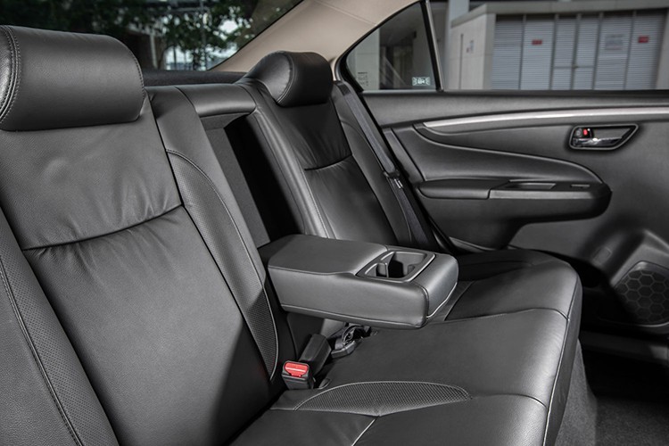 Suzuki Ciaz 2020 ra mắt tại Việt Nam, liệu có "ế chổng vó"? - Hình 6 Suzuki Ciaz 2020 ra mat tai Viet Nam, lieu co