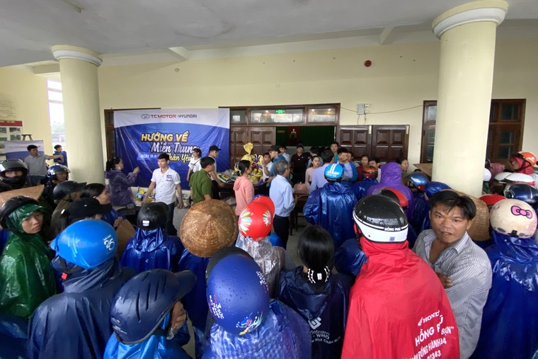 TC Motor - Hướng về miền Trung thân yêu! ảnh 3