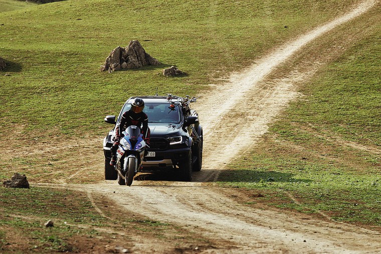 Vì Sao Ford Ranger Raptor Có Thể Thỏa Sức Chinh Phục Mọi Địa Hình? ảnh 2