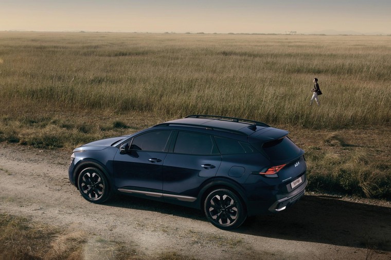 Kia Sportage 2022 ra mắt với kiểu dáng mới táo bạo, nội thất được cải tiến ảnh 2