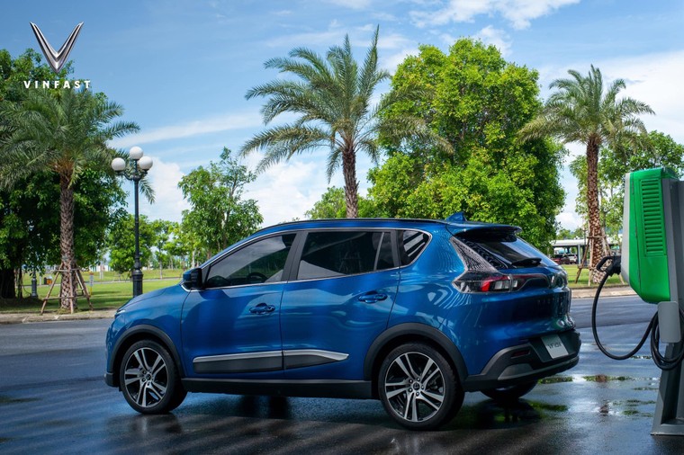 Ô tô điện Vinfast VF e34 chính thức lộ diện ảnh 4