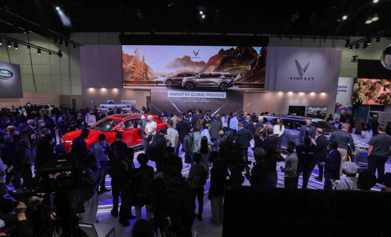 VinFast ra mắt thương hiệu xe điện tại Los Angeles Auto Show 2021 ảnh 2