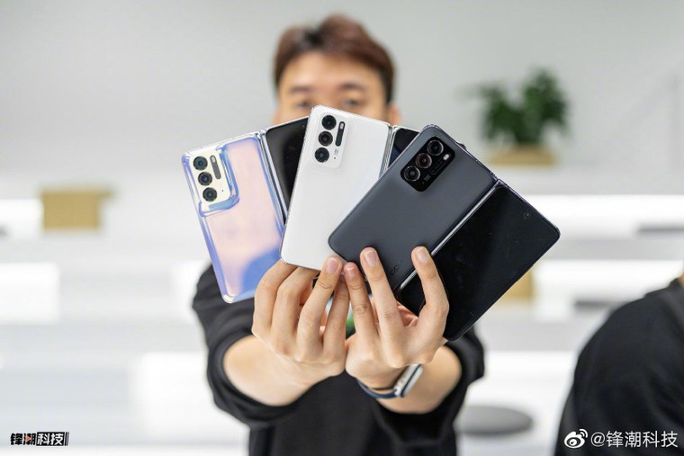 OPPO ra mắt điện thoại màn hình gập, nhỏ như iPhone 13 mini, giá chưa đến 30 triệu Đồng ảnh 1