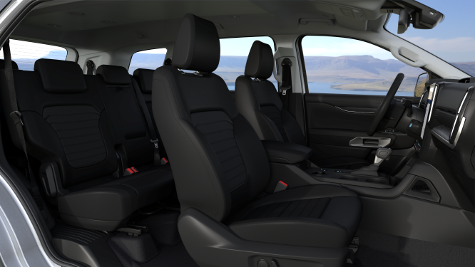 Ford Everest ra mắt thế hệ với mới 4 phiên bản, giá từ 1,1 tỷ ảnh 2