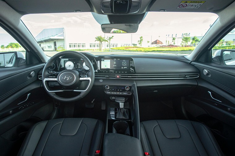 Chi tiết Hyundai Elantra 2023, 4 phiên bản có giá bán từ 599 triệu Đồng ảnh 4