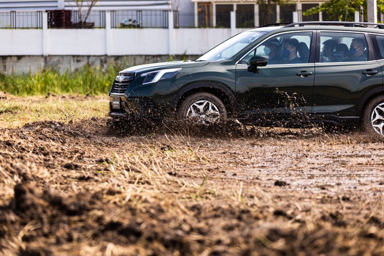 Ra mắt Subaru Forester mới với gói an toàn Eyesight 4.0 ảnh 4
