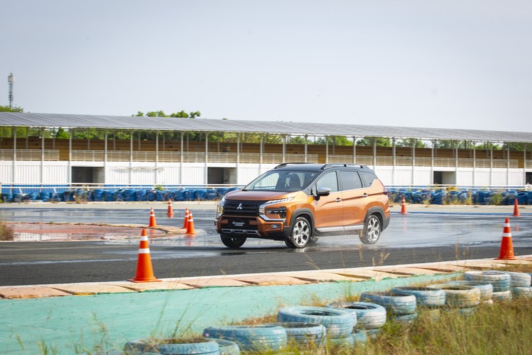 Mitsubishi Xpander Cross 2023 chính thức ra mắt tại Việt Nam ảnh 5