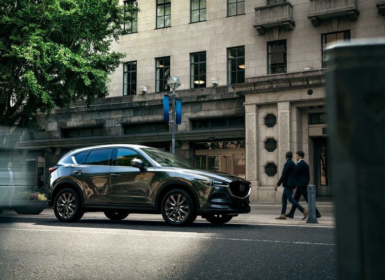 Giảm 50% lệ phí trước bạ, khách hàng được hưởng “ưu đãi kép” khi mua xe ảnh 2