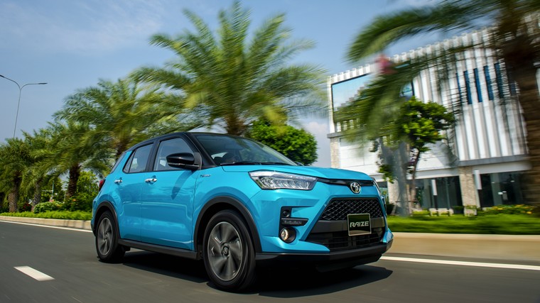 Toyota điều chỉnh giá 1 số mẫu xe và nâng cấp Fortuner 2024 ảnh 2