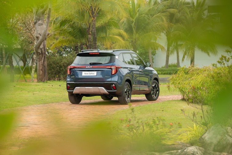 KIA Seltos mới chính thức ra mắt, giá từ 599 triệu đồng ảnh 4