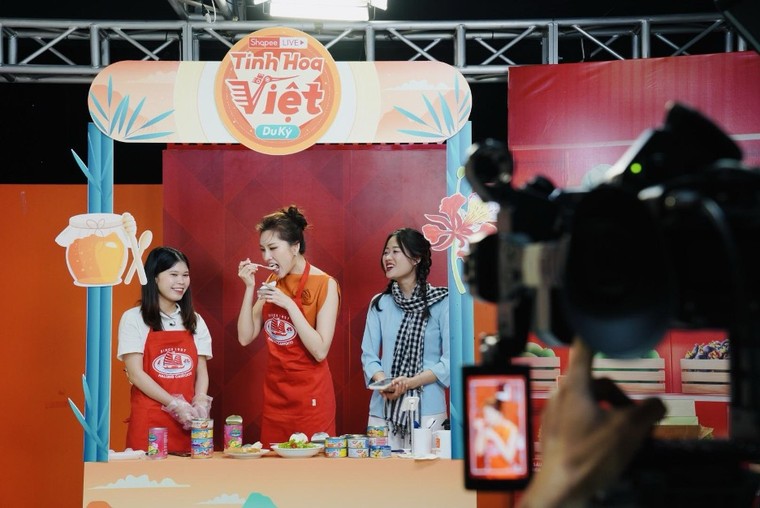 Doanh nghiệp Vĩnh Phúc, Hải Phòng khoe lượng đơn hàng tăng vọt đến 24 lần sau livestream 15/7 ảnh 2