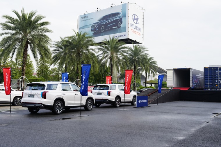 Hyundai Thành Công xuất khẩu xe sang Thái Lan ảnh 1