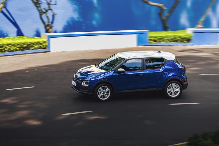 VinFast bàn giao 9.588 ô tô điện trong tháng 4/2025 ảnh 1