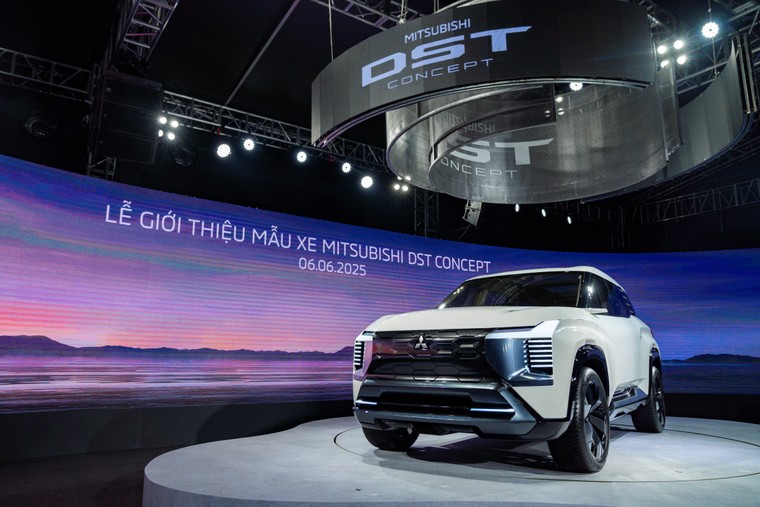 Mitsubishi DST Concept chính thức ra mắt ảnh 1