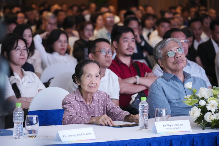 VinFast hỗ trợ và bao tiêu sản phẩm cho các doanh nghiệp phụ trợ Việt Nam ảnh 2