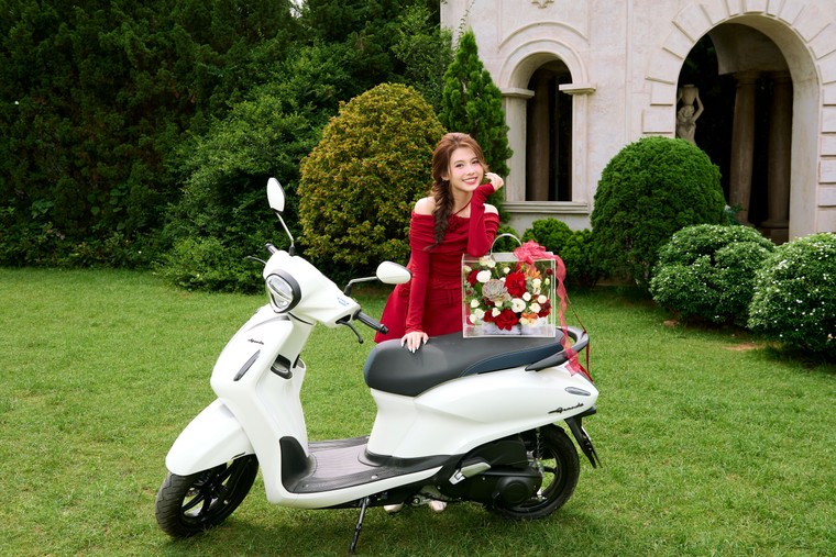 Vì sao xe tay ga hybrid trở thành lựa chọn lý tưởng cho phái nữ? ảnh 1