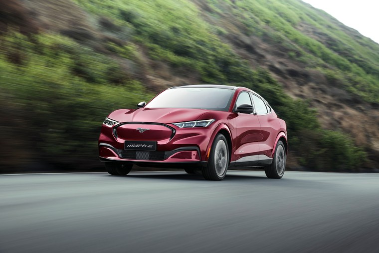 Mustang Mach-E – mang di sản biểu tượng của dòng xe pony đến với khách hàng yêu thích ô tô điện ảnh 5