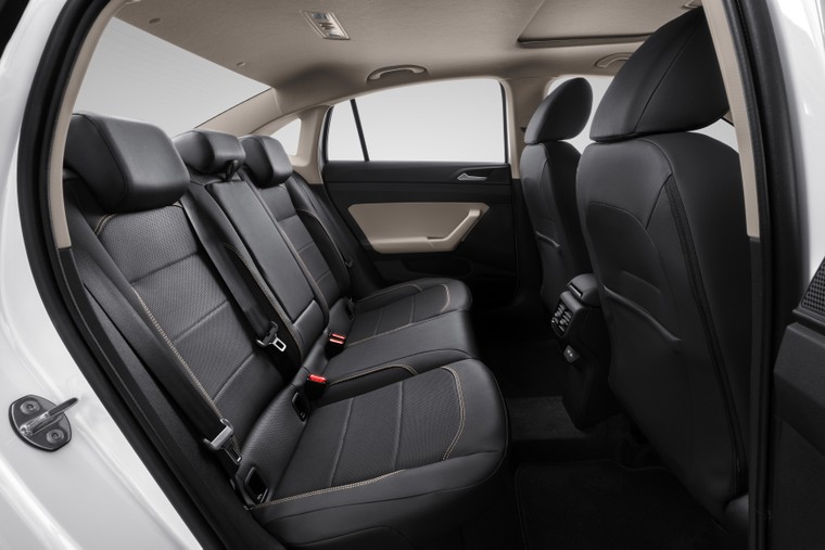 Skoda Việt Nam chính thức ra mắt Slavia - Mẫu sedan hạng B hoàn toàn mới ảnh 5