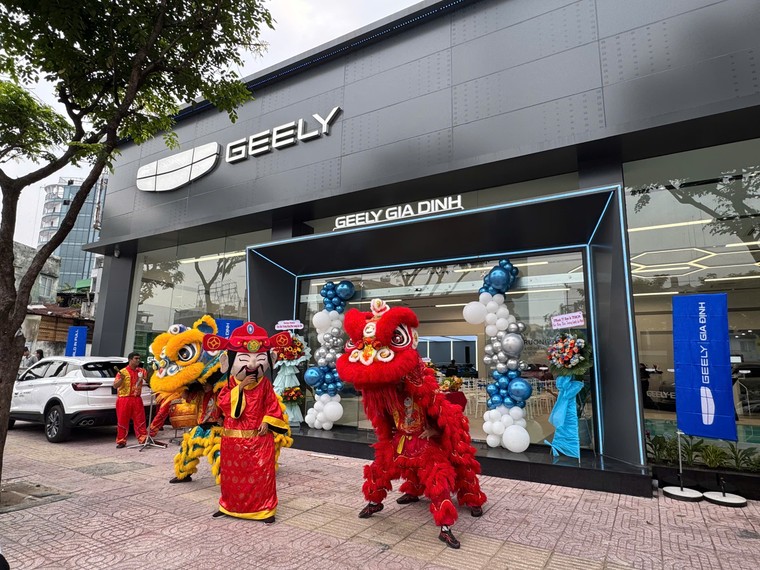 Geely Việt Nam công bố bộ 3 ưu đãi trong tháng 10/2025 - sở hữu Coolray chỉ từ 499 triệu đồng ảnh 1