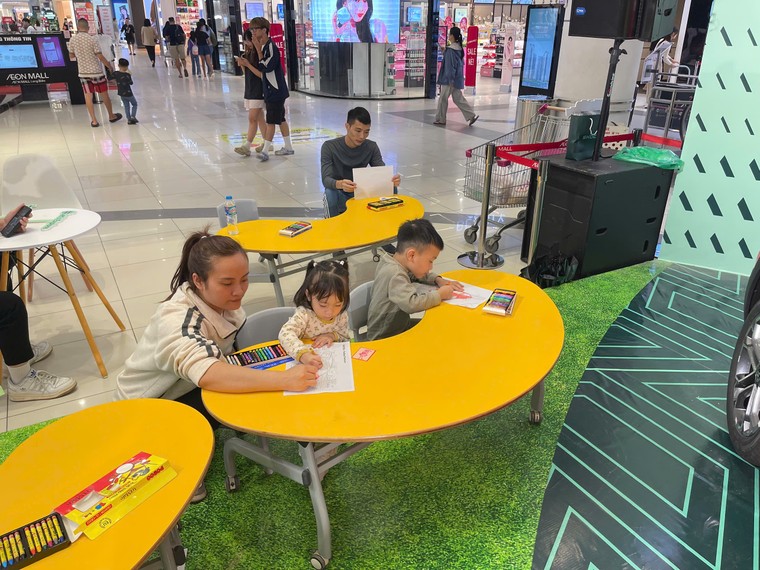 Trải nghiệm xe Skoda tại ngày hội 'Gia đình chill Feel chất Skoda' ảnh 2