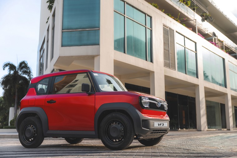 VinFast lập thêm kỷ lục mới - Bàn giao hơn 20.000 ô tô trong tháng 10/2025 ảnh 1