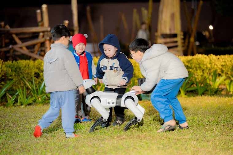 Omoda & Jaecoo Việt Nam bất ngờ công bố kế hoạch lắp ráp Omoda 4 và Jaecoo J5: Bước tiến quan trọng trong chiến lược 'Đến Việt Nam – Vì Việt Nam' ảnh 5