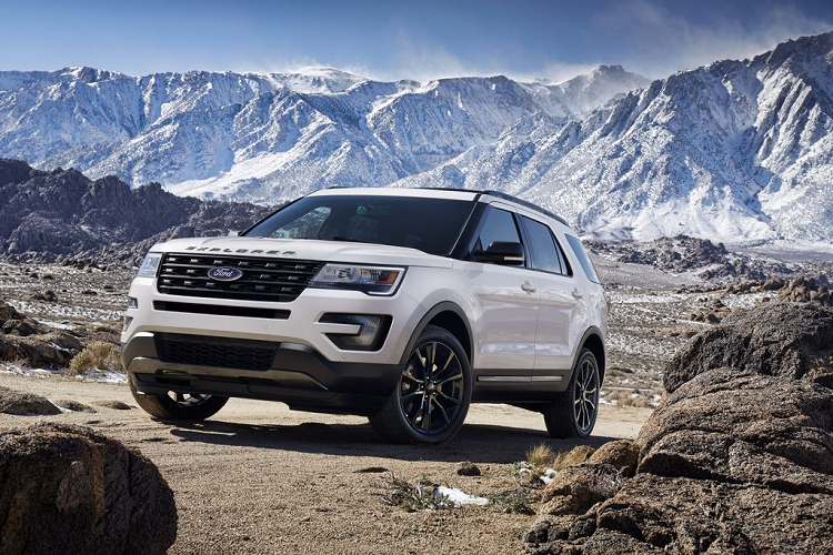 Ford Explorer 2021 lột xác với gói ngoại thất thể thao XLT ảnh 2