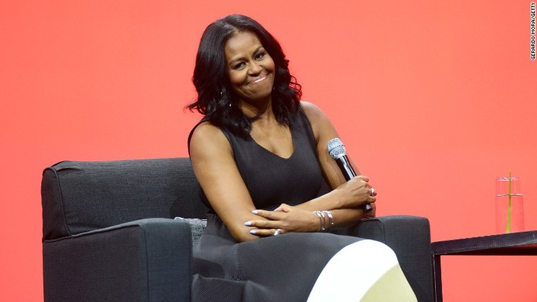 Michelle Obama: Phụ nữ bầu cho Trump đã ‘tự hại’ chính mình ảnh 1