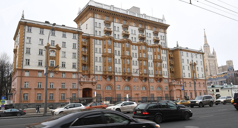 Nga ‘tung đòn’ trừng phạt, 60 nhà ngoại giao Mỹ bị trục xuất ảnh 1