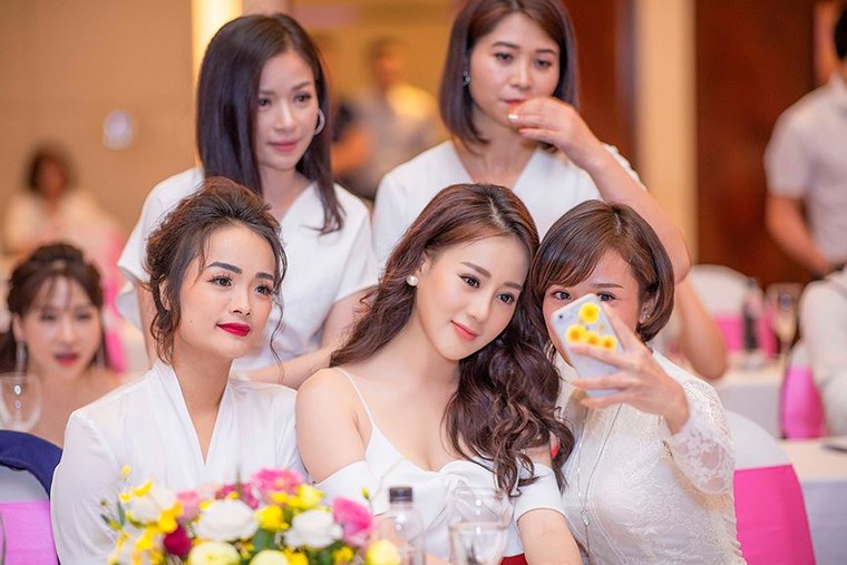 Bị đồn chảnh choẹ sau vai diễn 'Quỳnh búp bê', Phương Oanh nói gì? - ảnh 9