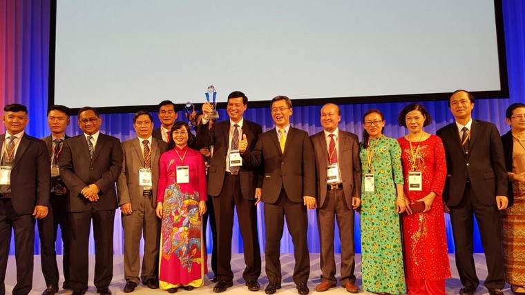 Quảng Ninh vinh dự nhận giải thưởng ASOCIO 2018 ảnh 1