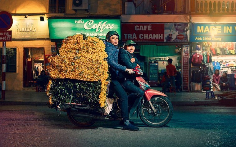 Tai xe xe may va ‘the gioi phia yen sau’ duoi ong kinh du khach Anh hinh anh 3 