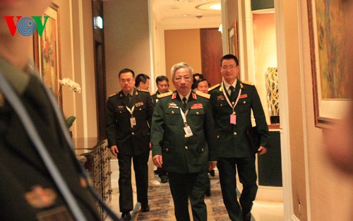 thu truong nguyen chi vinh: canh tranh nuoc lon va ung xu cua nuoc nho hinh 2