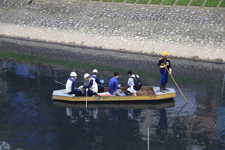 'Sông Tô Lịch như người bệnh, chỉ đỡ xấu chứ không thể sạch'