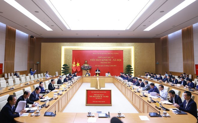 Thủ tướng: Dự thảo Báo cáo KT-XH phải cập nhật, sát với tình hình mới ảnh 1