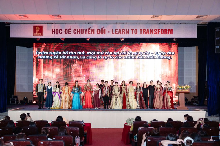 Đêm văn "Saudade - Nỗi nhớ" mở ra không gian kết nối cho những yêu mến ngôn ngữ Bồ Đào Nha ảnh 3