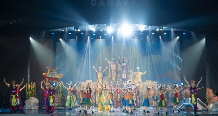 “The Enchanted Crossbow” của Victoria School tỏa sáng tại DANAFF III – biểu tượng của một Đà Nẵng mới ảnh 9