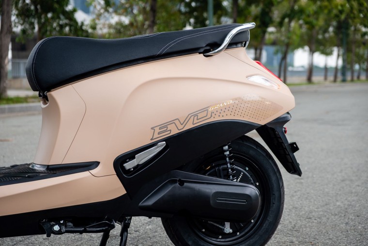 Cận cảnh “siêu phẩm” VinFast Evo Grand lần đầu xuất hiện tại “VinFast Xanh Fest Icon” ảnh 3