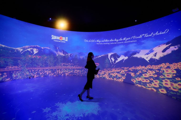 “Đi từ bất ngờ này đến bất ngờ khác” với gian hàng đặc biệt của Sun Group tại Triển lãm A80 ảnh 7