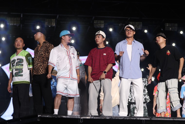 Dàn anh tài rực sáng trong đêm tổng duyệt cuối cùng concert Anh trai vượt ngàn chông gai ảnh 1