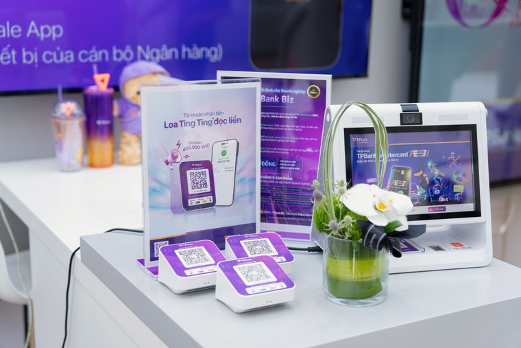 TPBank – Từ lựa chọn số hóa trong khó khăn đến khát vọng E-Vietnam ảnh 2
