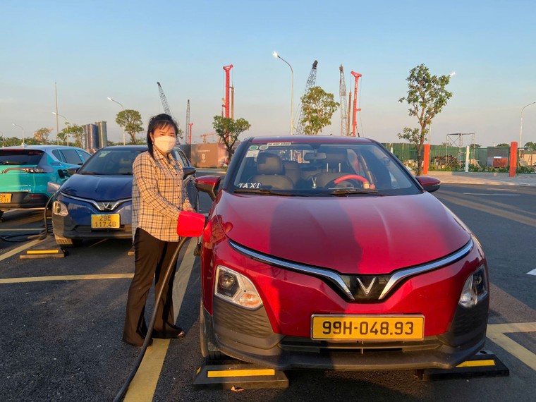 Có gì bên trong trạm sạc V-Green lớn nhất cả nước? ảnh 3