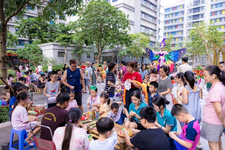 Khoảnh khắc khó quên trong Lễ hội Trung thu 2025 tại Goldmark City ảnh 1