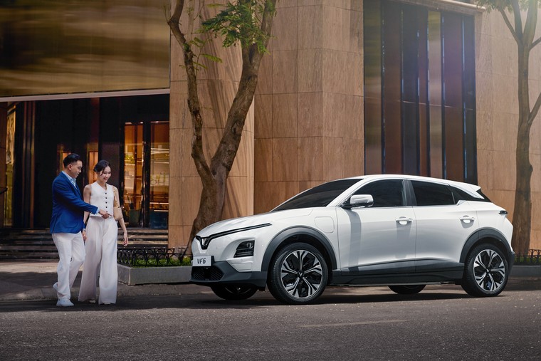 VinFast lập kỷ lục Việt Nam - Cán mốc 100.000 ô tô bán ra trong 3 quý đầu năm ảnh 3