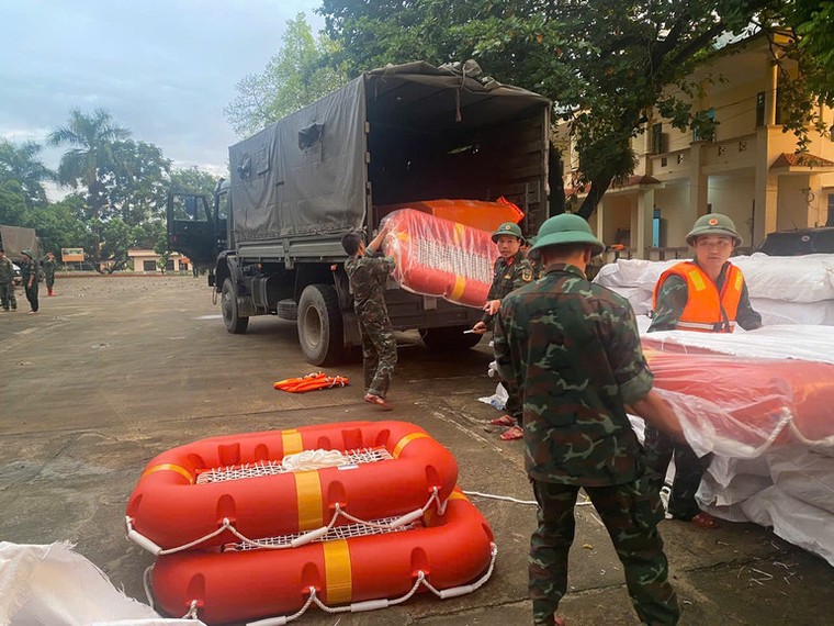 Kịp thời xuất cấp hàng dự trữ quốc gia, hỗ trợ các địa phương chịu ảnh hưởng bởi thiên tai ảnh 3