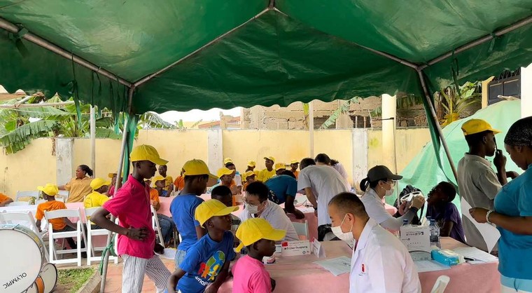 UNESCO chung tay chăm sóc trẻ mồ côi nhiễm HIV ảnh 1