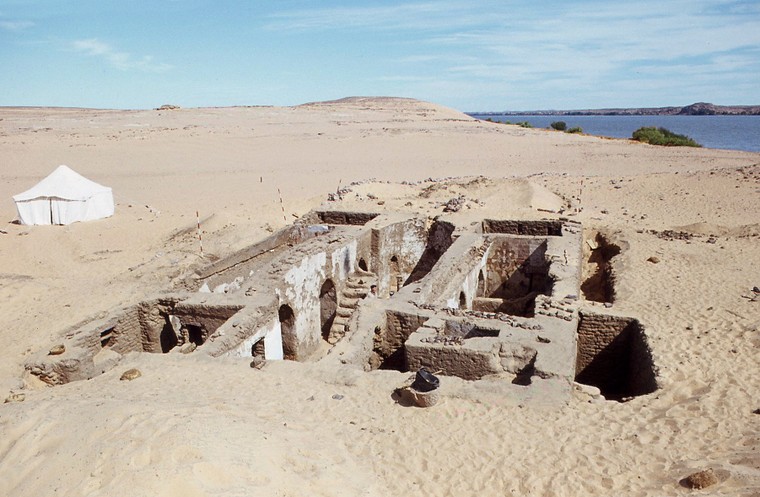 Bảo vệ di sản văn hóa bằng các Nghị quyết lịch sử ảnh 1